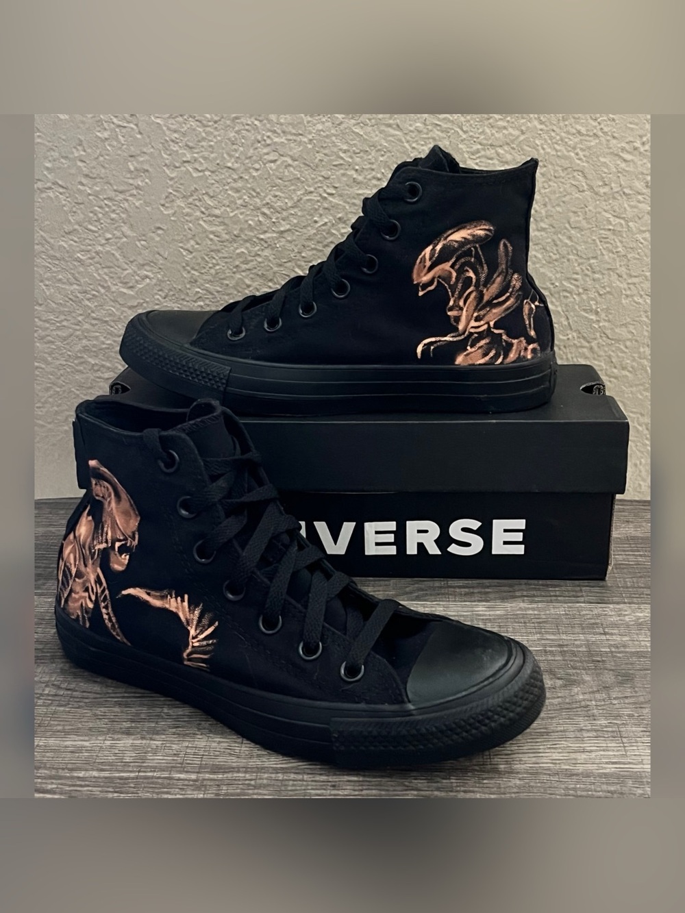 Converse All Star Custom Painted Artwork Alien Art Inspired Shoes Men’s Size-5.5